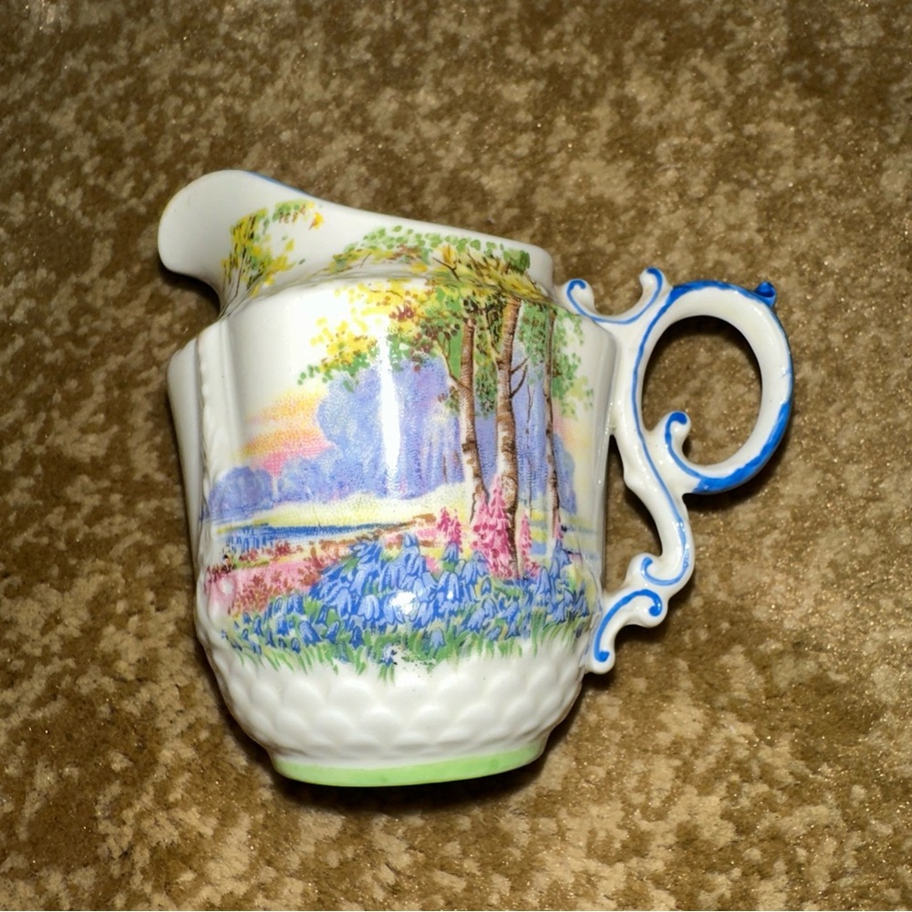 Aynsley England Bluebell Time “H.M. The Queen Creamer - Picture 3 of 9
